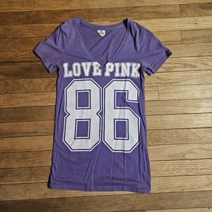 VS Pink Vneck
